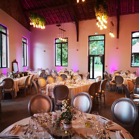Hotel Logis-hotel-restaurant La Gentilhommiere Artres